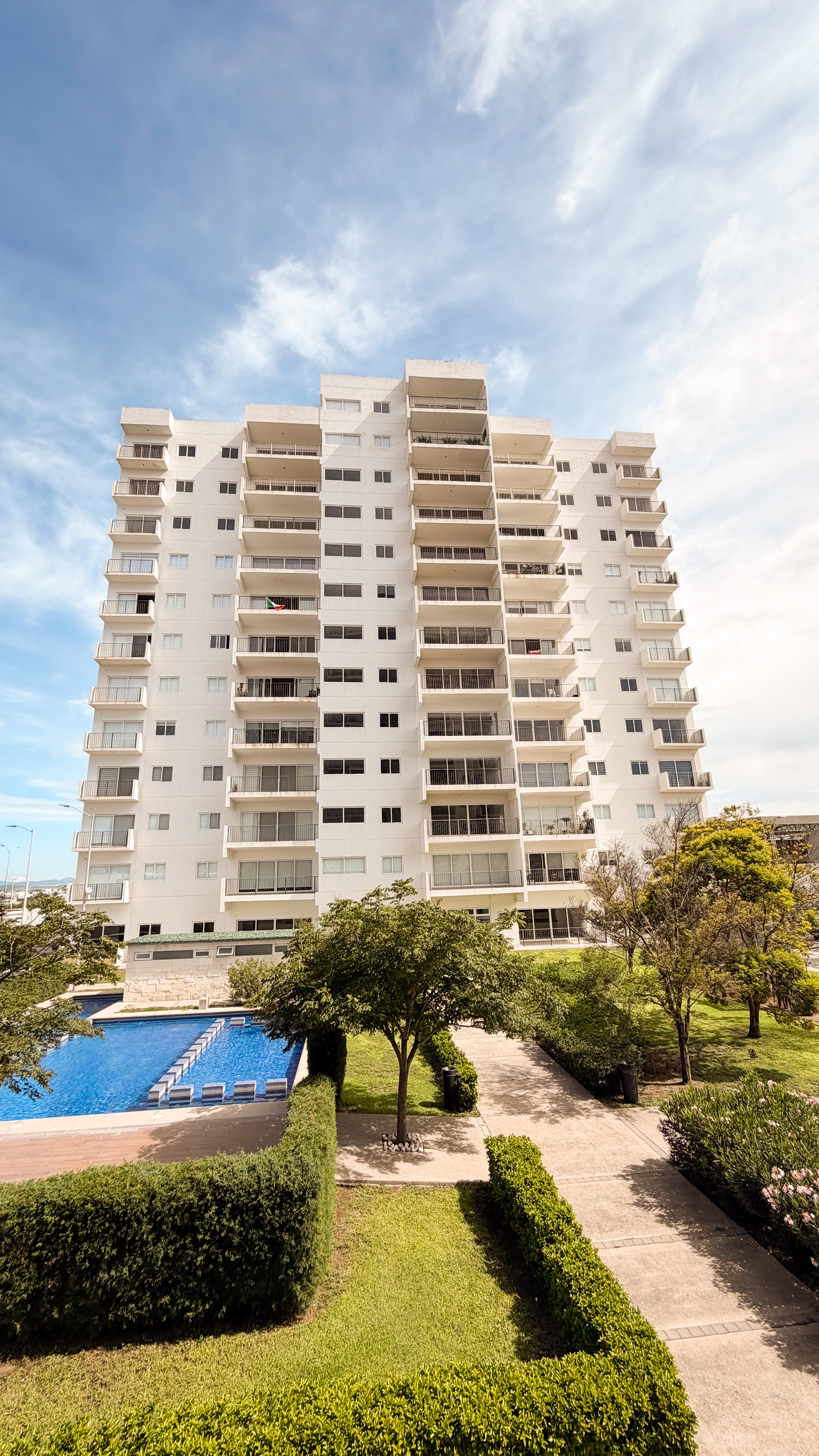 Stacia Towers